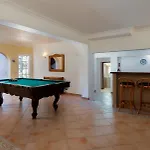 Vtii & Vti 2 X Private With Pool And Garden Villa