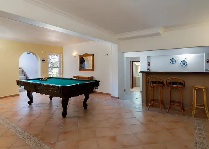 Vtii & Vti 2 X Private With Pool And Garden Villa