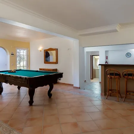Vtii & Vti 2 X Private With Pool And Garden Βίλα